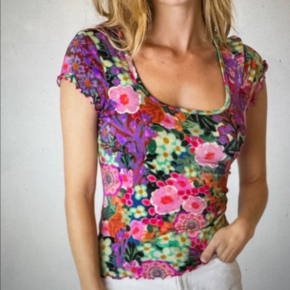 NATURAL LIFE Devon "ButterSoft" Short Sleeve Top